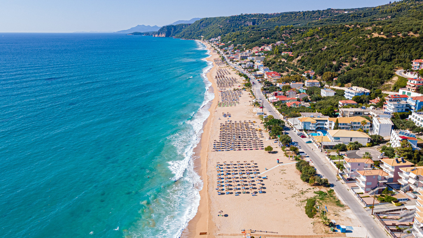 VRACHOS-LOUTSA BEACH