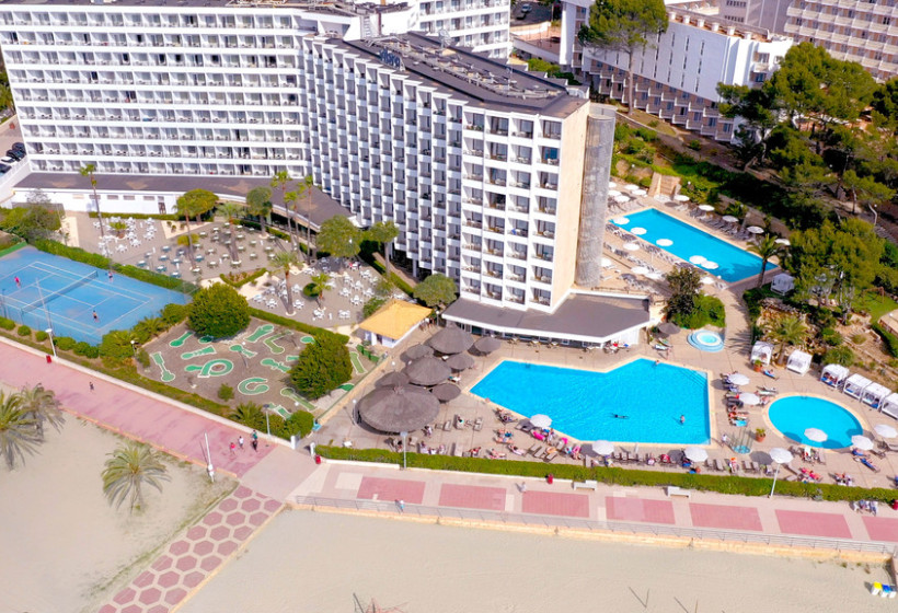Vibra Beverly Playa Hotel