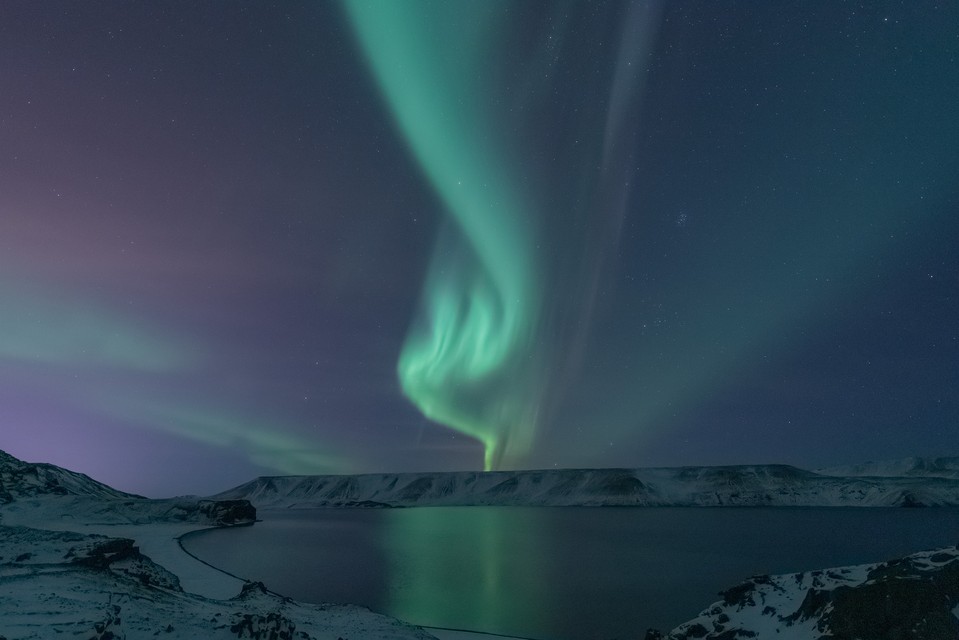 aurora-borealis-5599375_1920