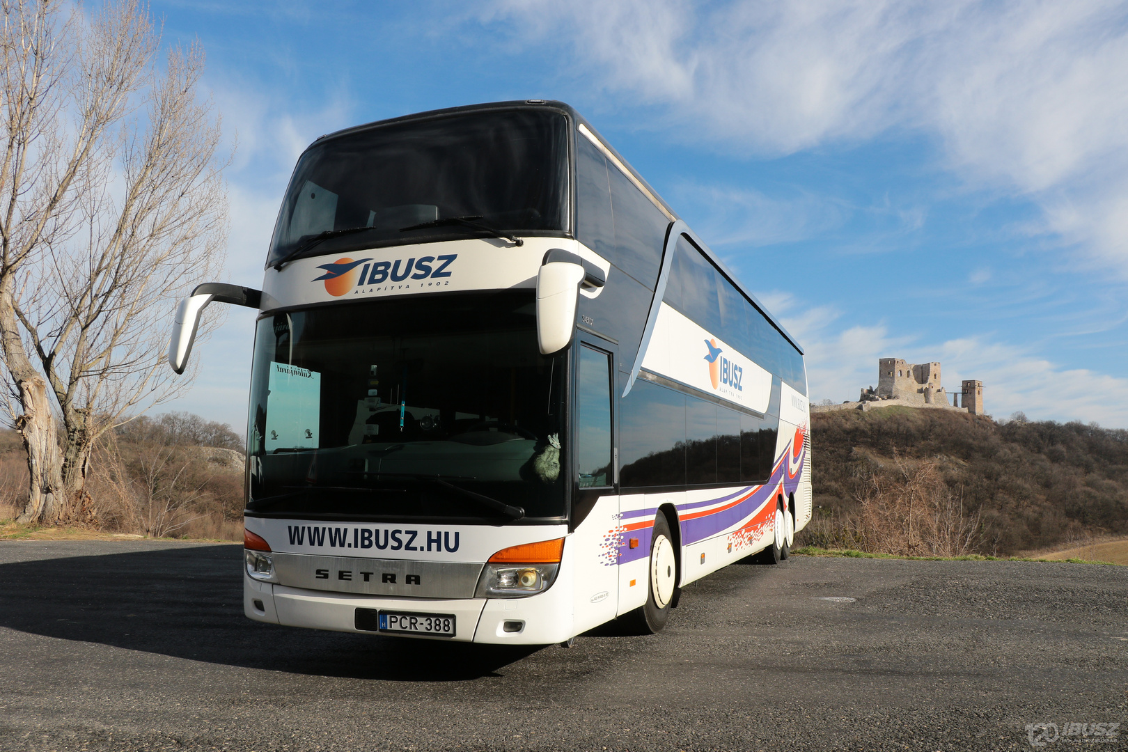Az IBUSZ által szervezett Olympos expressz 2023 buszjárat járművei megfelelően karbantartott, biztonságos modellek, melyek kényelmes utazást biztosítanak.